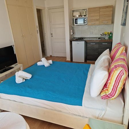 Kolonaki Seaview Apartments Larnaca Kamer foto