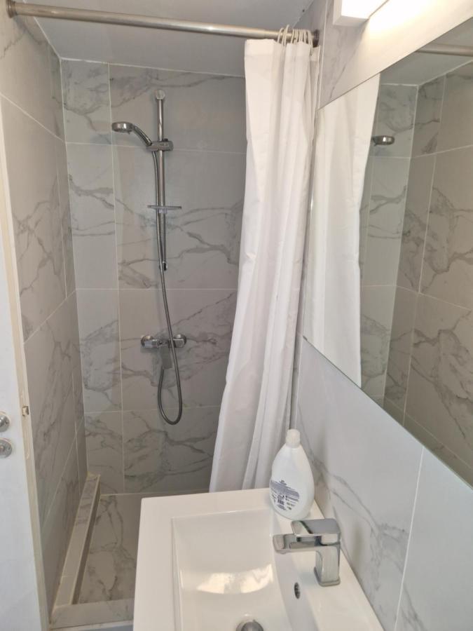 Kolonaki Seaview Apartments Larnaca Kamer foto